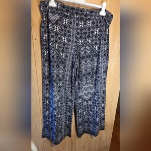 Black & White Printed Palazzo Pants Women's Size XL
